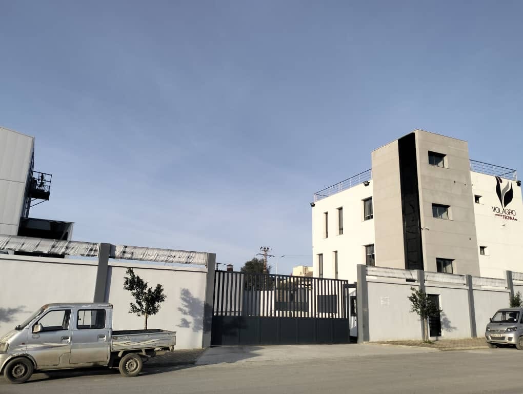 Bâtiment de la Zone d'Activité Tala Athmane à Tizi-Ouzou.